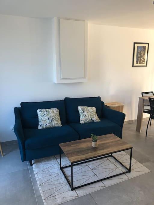 La Maison D'A Cote Троа Екстериор снимка